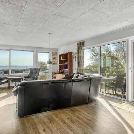Casa vacanze Large With A View Of The Fjord Thyholm